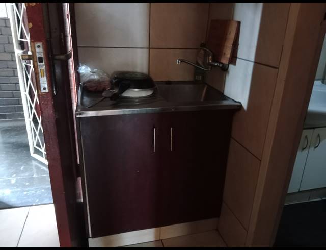 1 BEDROOM APARTMENT FOR SALE IN PIETERMARITZBURG CENTRAL